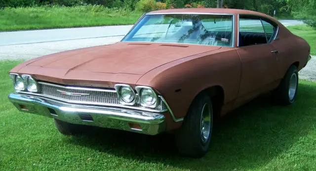 1969 chevrolet malibu 4 speed & 1968 parts car/ chevy malibu parts car drag body
