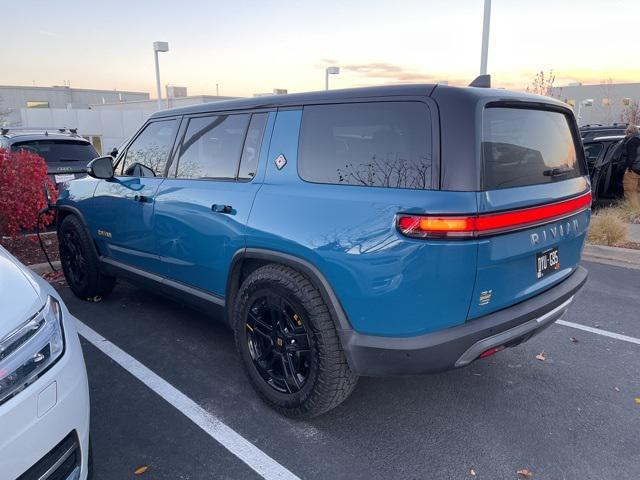 2023 rivian r1s adventure
