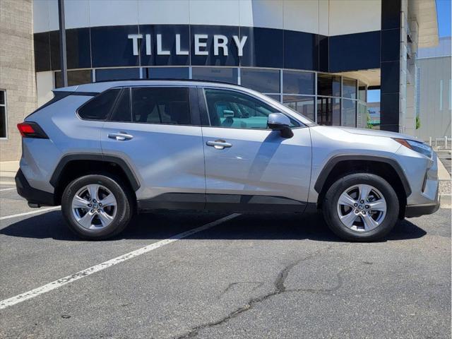 2022 toyota rav4 xle