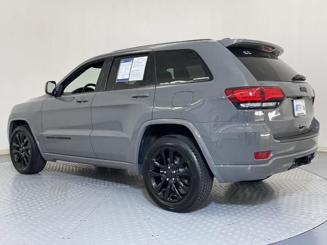 2020 jeep grand cherokee altitude