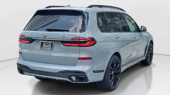 2025 BMW X7