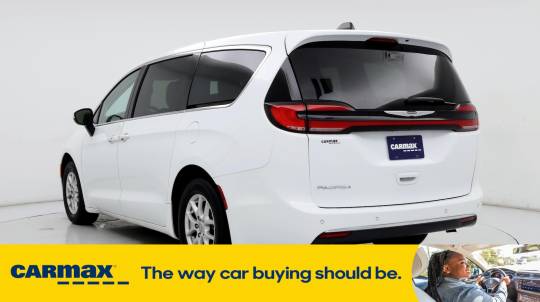 2023 Chrysler Pacifica