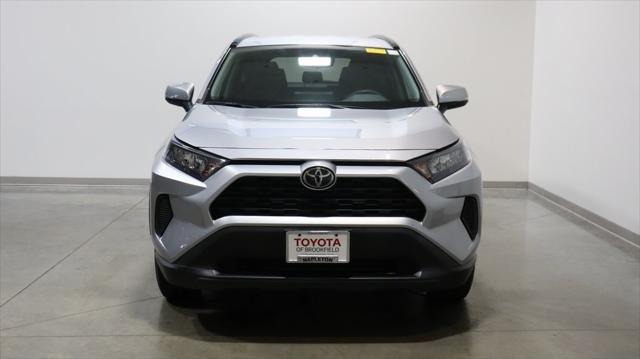 2021 toyota rav4 le