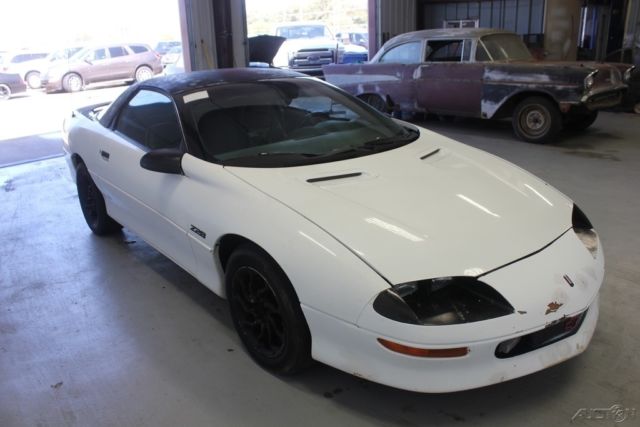 1994 z28 used 5.7l v8 16v automatic rwd coupe