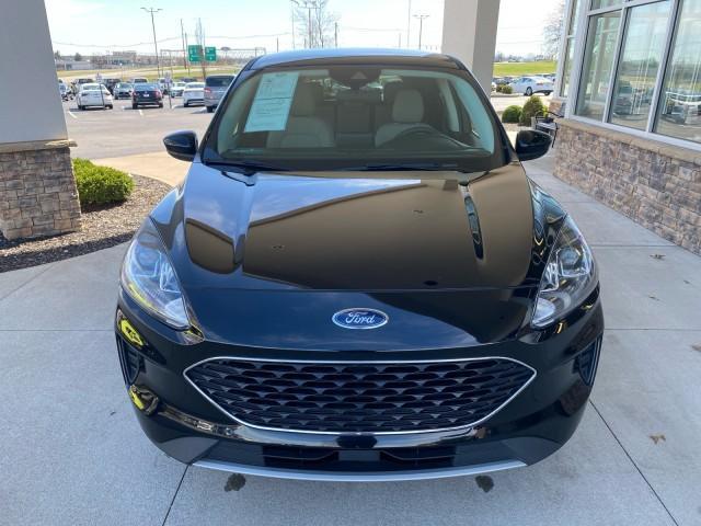 2021 ford escape se