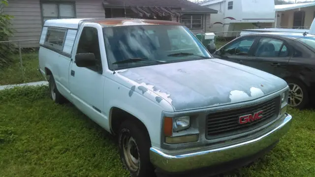 1994 gmc 1500 pickup low miles runs great!