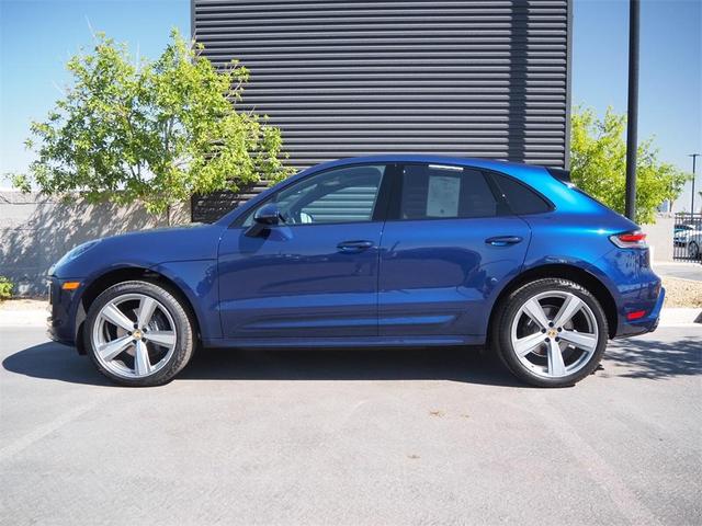2024 porsche macan