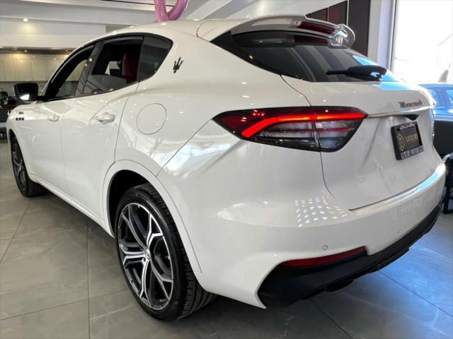 2022 maserati levante modena
