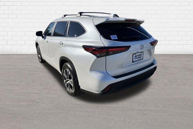 2024 toyota highlander xle