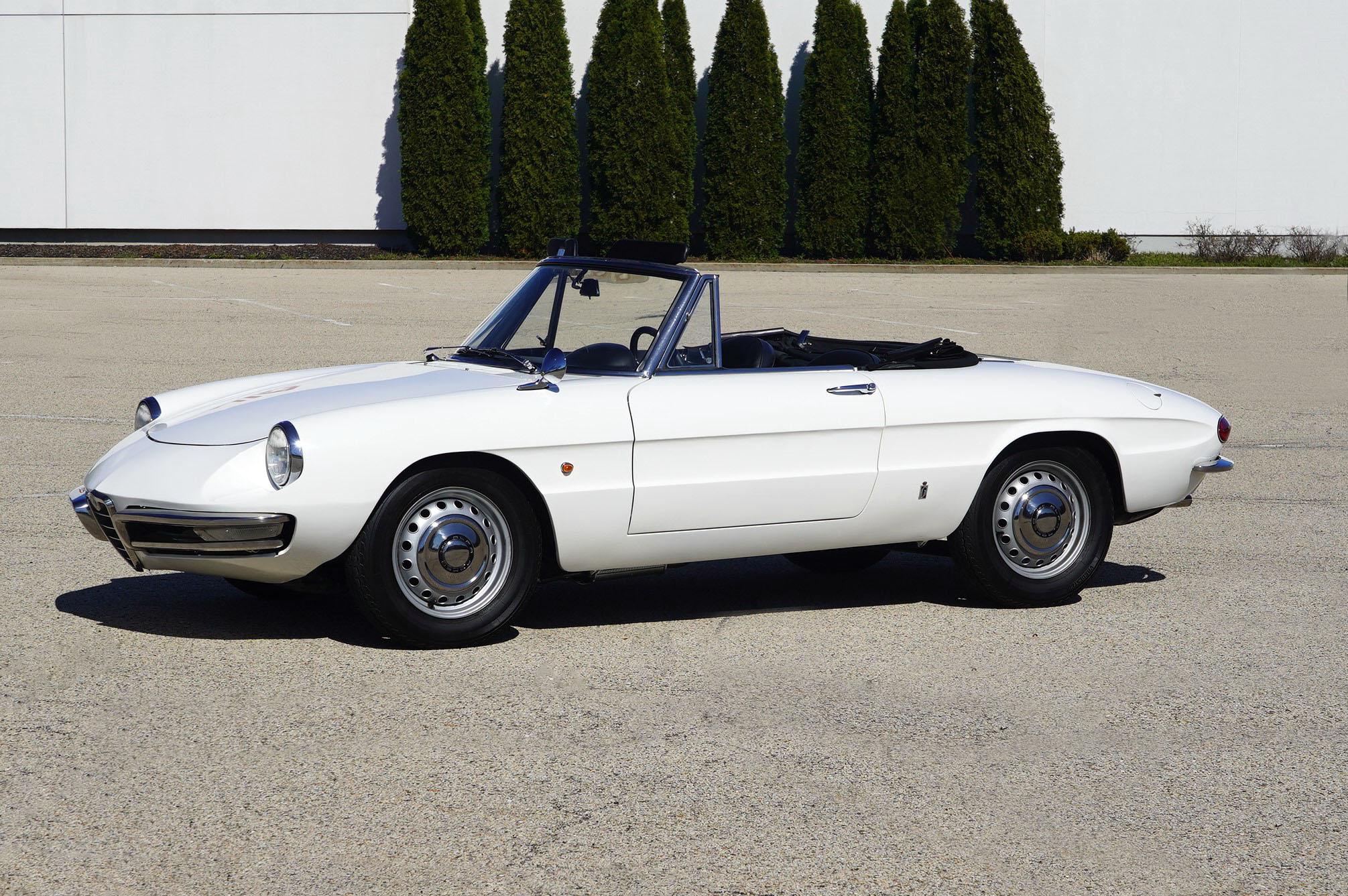1967 alfa romeo spider duetto
