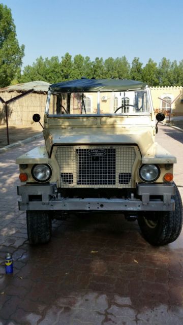 fwd 1977 land rovel