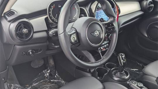 2024 Mini Hardtop