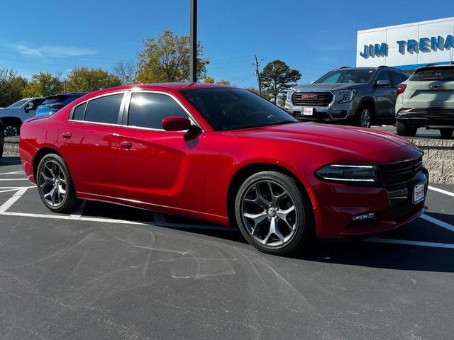 2015 dodge charger sxt