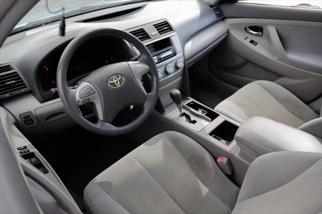 2009 toyota camry le