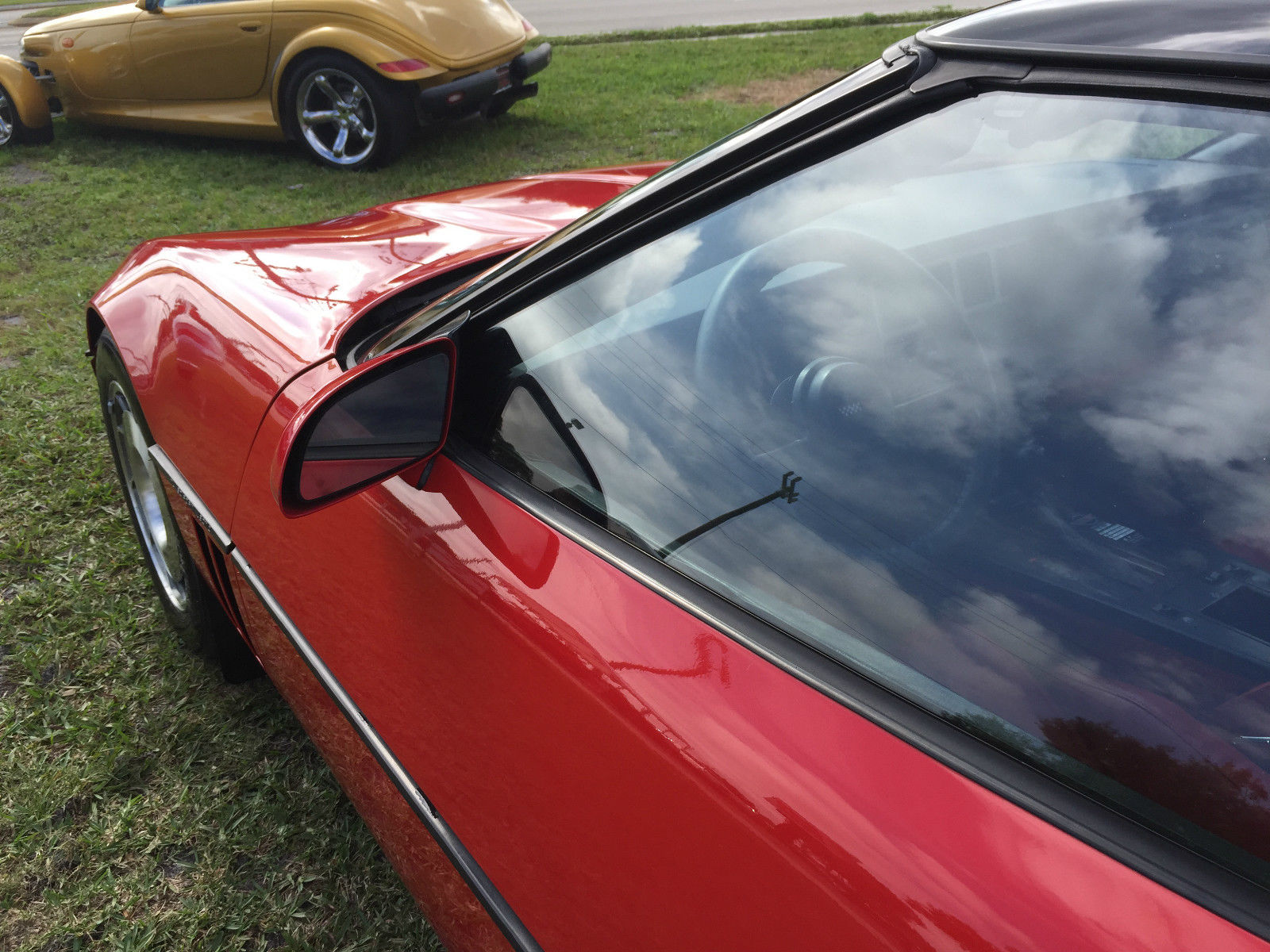 1987 chevrolet corvette base hatchback 2-door 5.7l