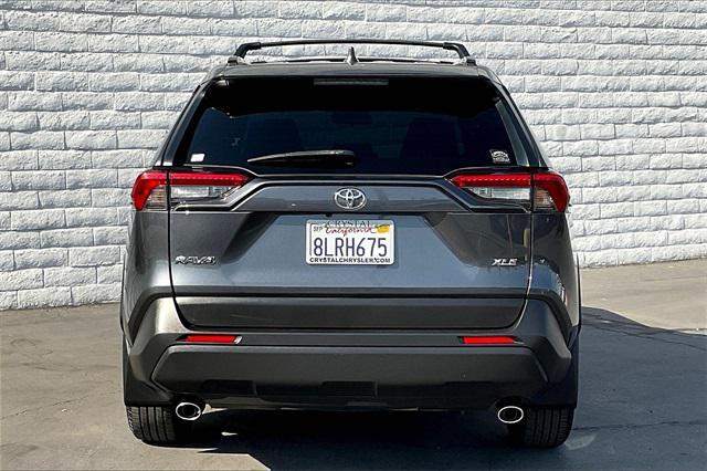 2019 toyota rav4 xle
