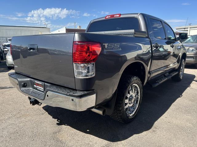 2012 toyota tundra grade
