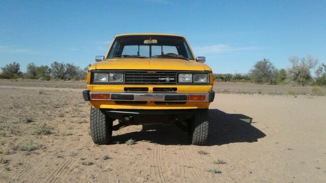 1980 datsun 720 king-cab 4x4 5-speed