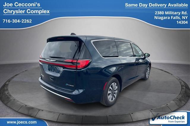 2023 chrysler pacifica hybrid touring l