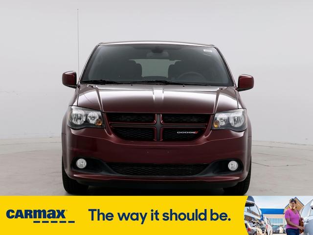 2019 dodge grand caravan gt