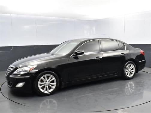 2013 hyundai genesis 3.8 in tacoma, washington