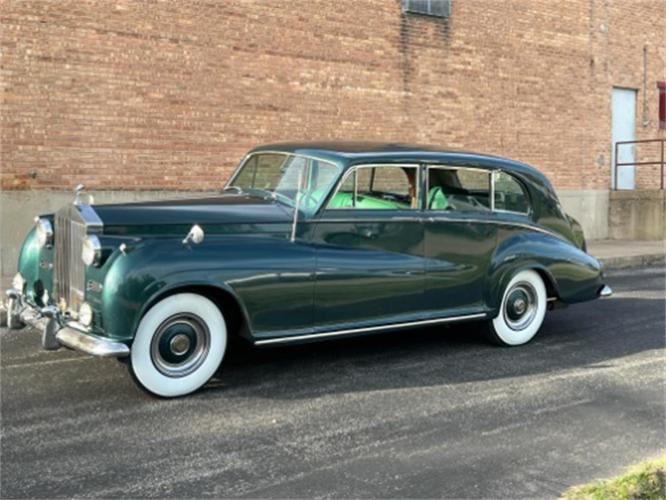 1958 rolls-royce silver wraith in astoria, new york