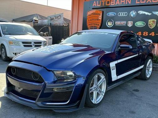 2012 ford mustang