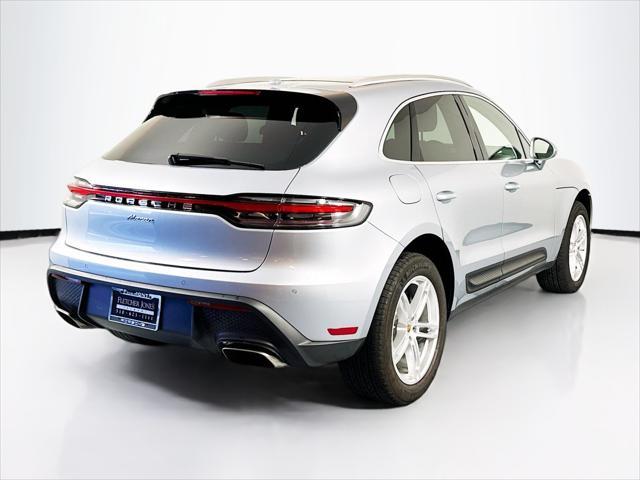 2024 porsche macan base