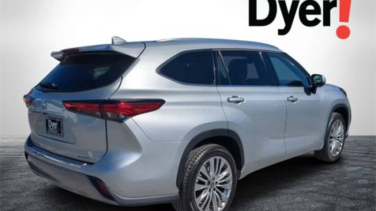 2023 toyota highlander platinum