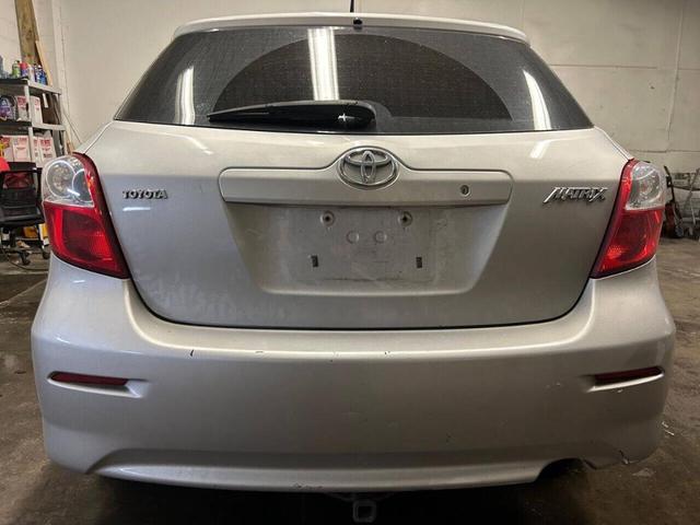 2009 toyota matrix base