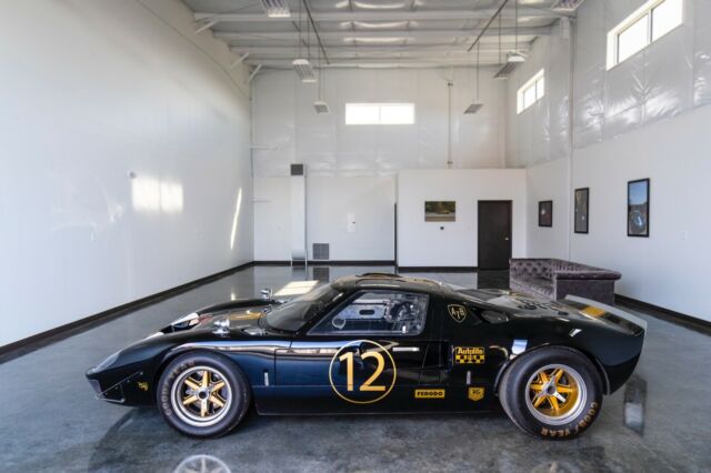 ford gt40r mk1 superformance historic race car
