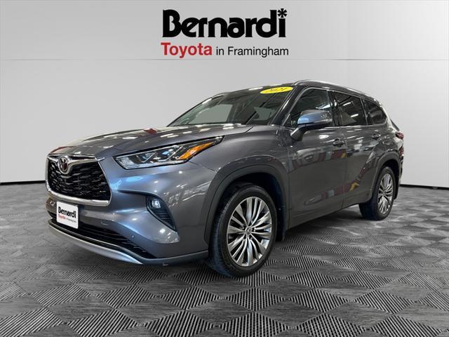 2021 toyota highlander platinum
