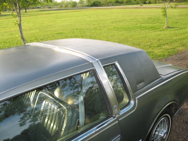 1985 oldsmobile toronado brougham caliente
