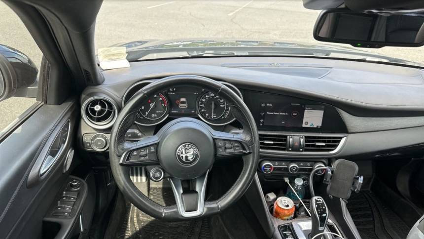 2022 alfa romeo giulia ti