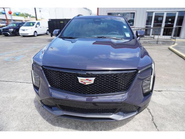 2024 cadillac xt4 sport