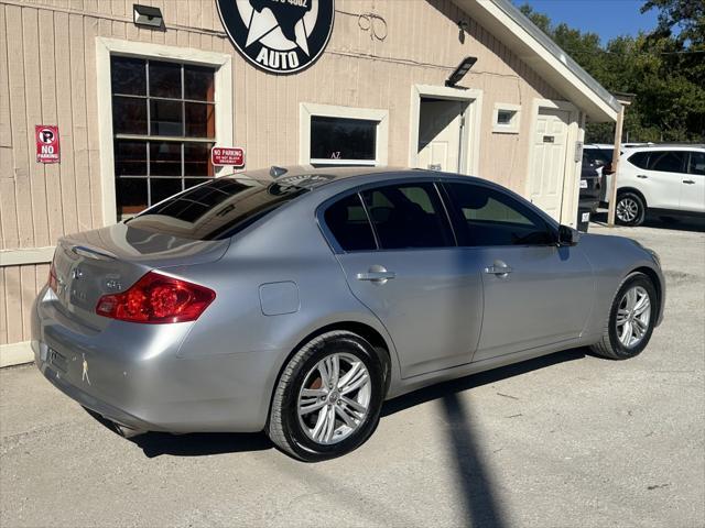 2013 infiniti g37x base
