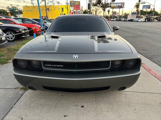 2010 dodge challenger se
