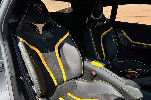 2023 lamborghini huracan tecnica coupe