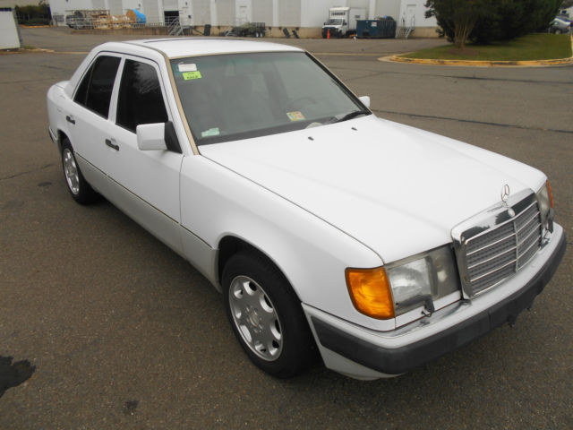 1990 mercedes-benz 300e 4matic sedan 4-door 3.0l