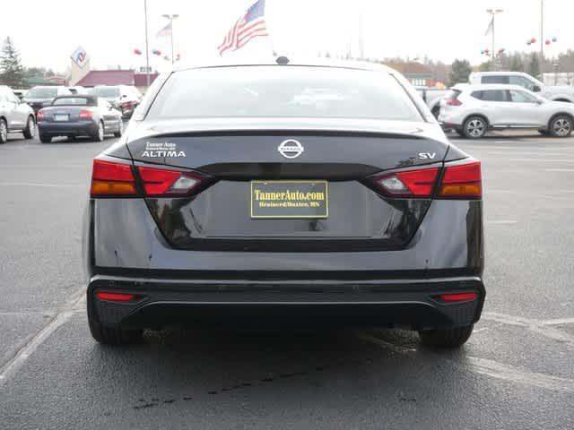 2021 nissan altima 2.5 sv
