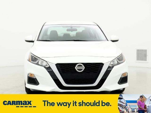 2019 nissan altima s