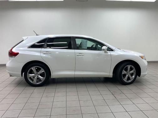 2014 toyota venza