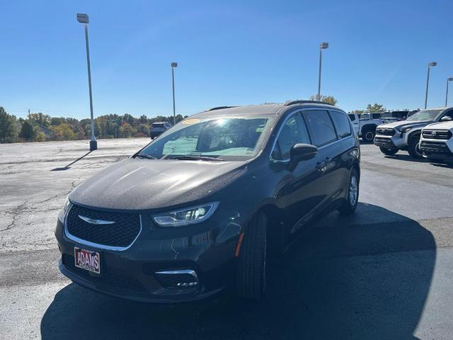 2022 chrysler pacifica touring-l