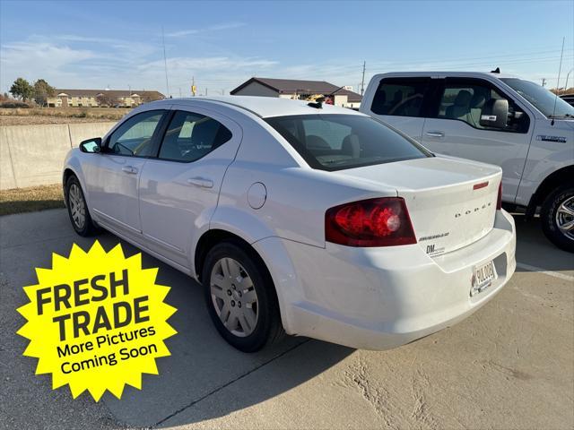 2012 dodge avenger se