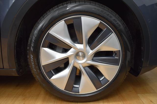 2022 tesla model y long range dual motor all-wheel drive