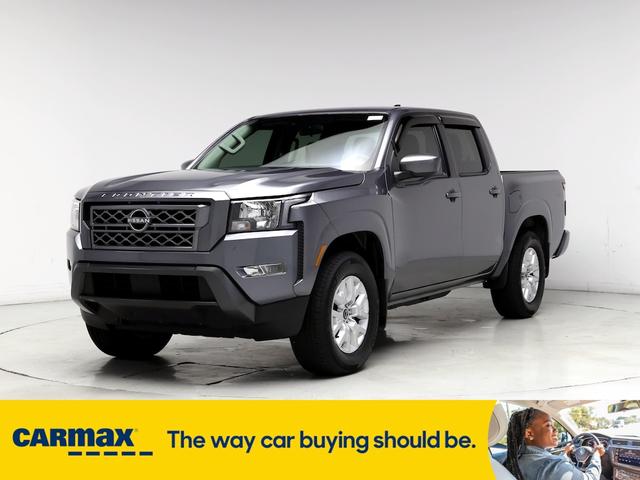 2022 nissan frontier sv