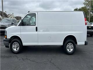 2022 Chevrolet Express 2500