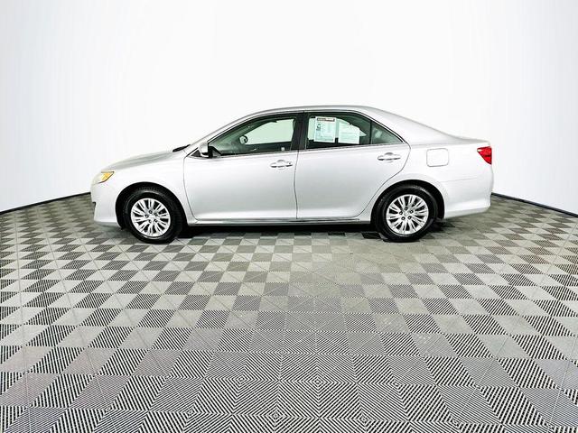 2014 toyota camry le