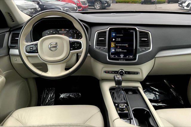 2022 volvo xc90 t5 momentum