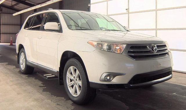 2013 toyota highlander se